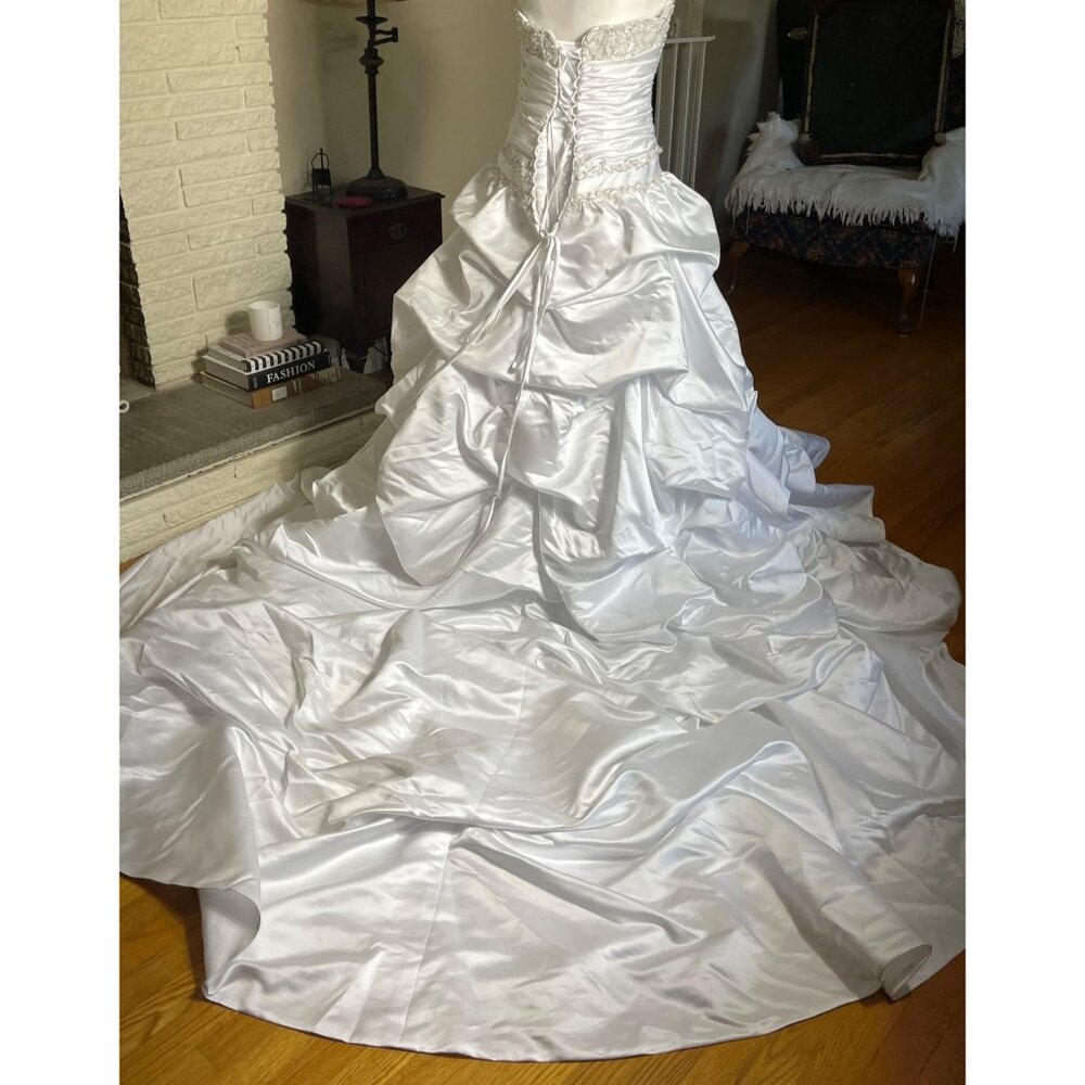 Maggie Sottero Imperial Gown Brielle Wedding Dress Strapless Bustle Train 12 - Picture 6 of 16